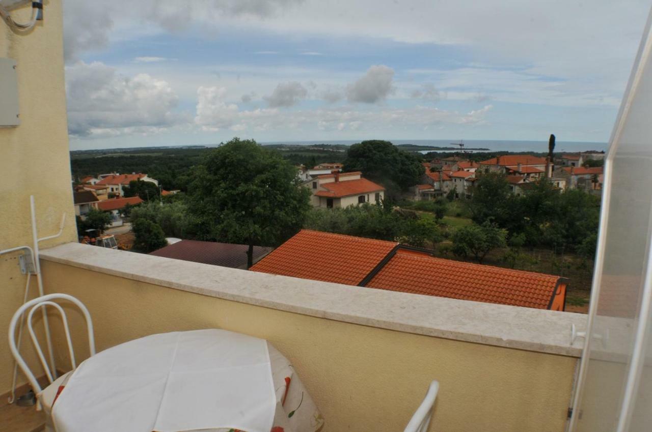 Hotel Haus Liliana Tar-Vabriga Zewnętrze zdjęcie