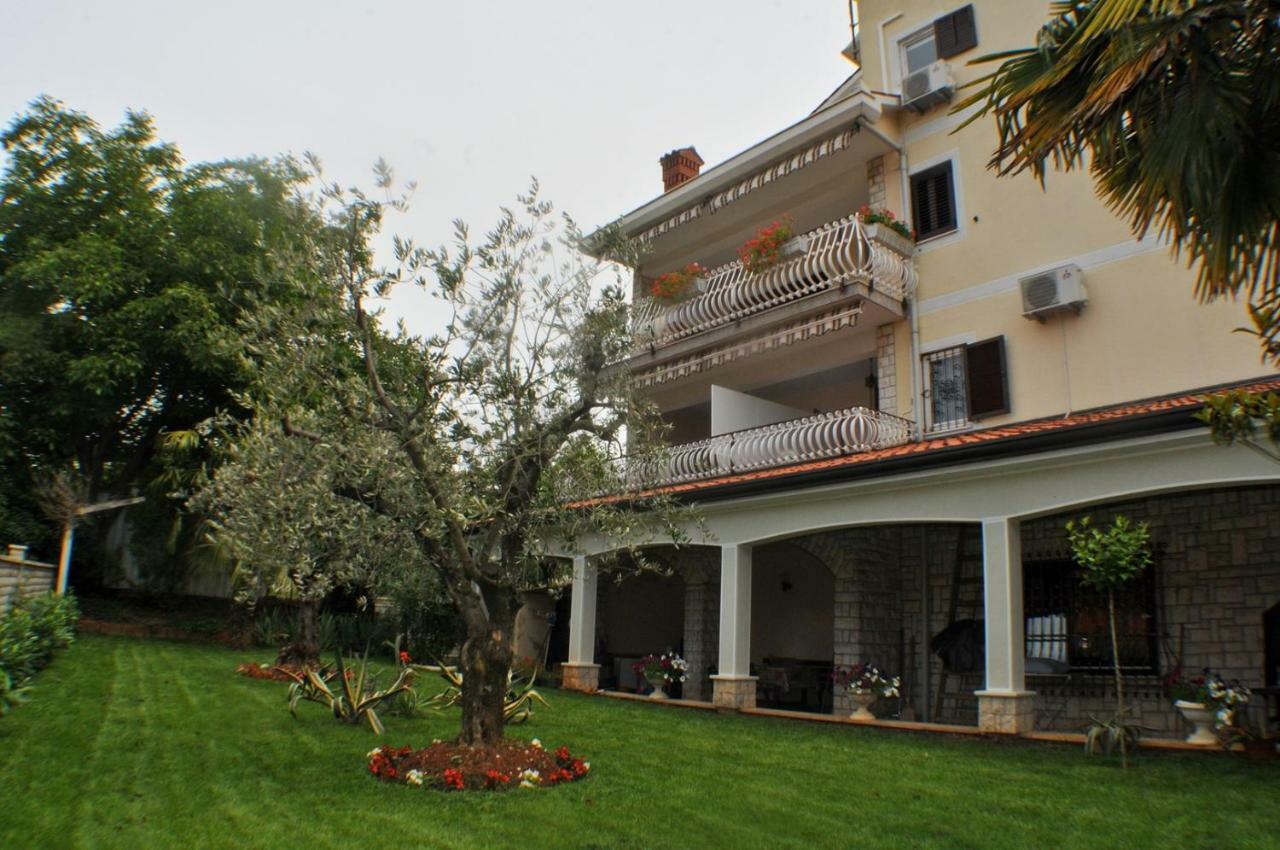 Hotel Haus Liliana Tar-Vabriga Zewnętrze zdjęcie
