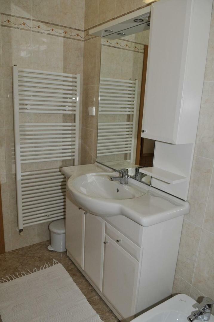 Hotel Haus Liliana Tar-Vabriga Zewnętrze zdjęcie