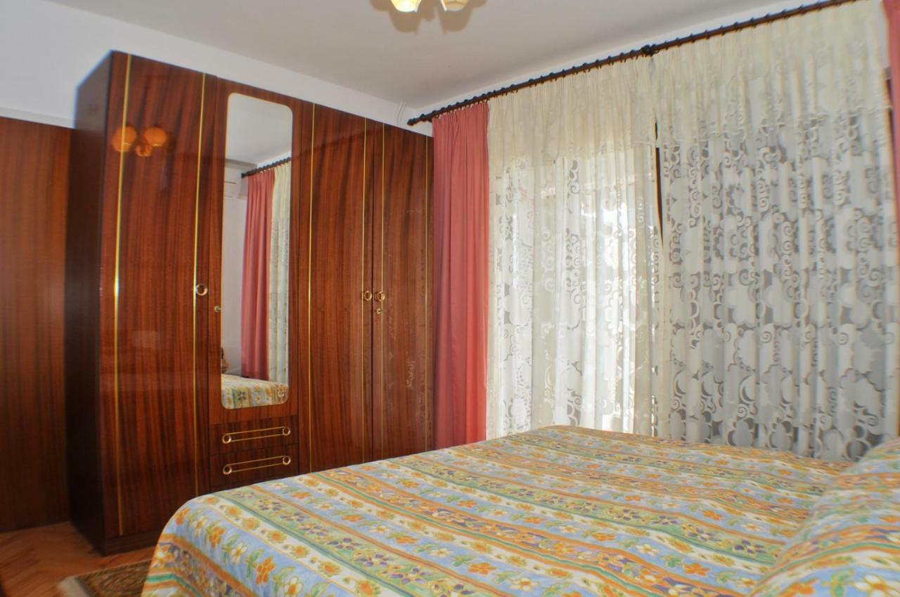 Hotel Haus Liliana Tar-Vabriga Zewnętrze zdjęcie