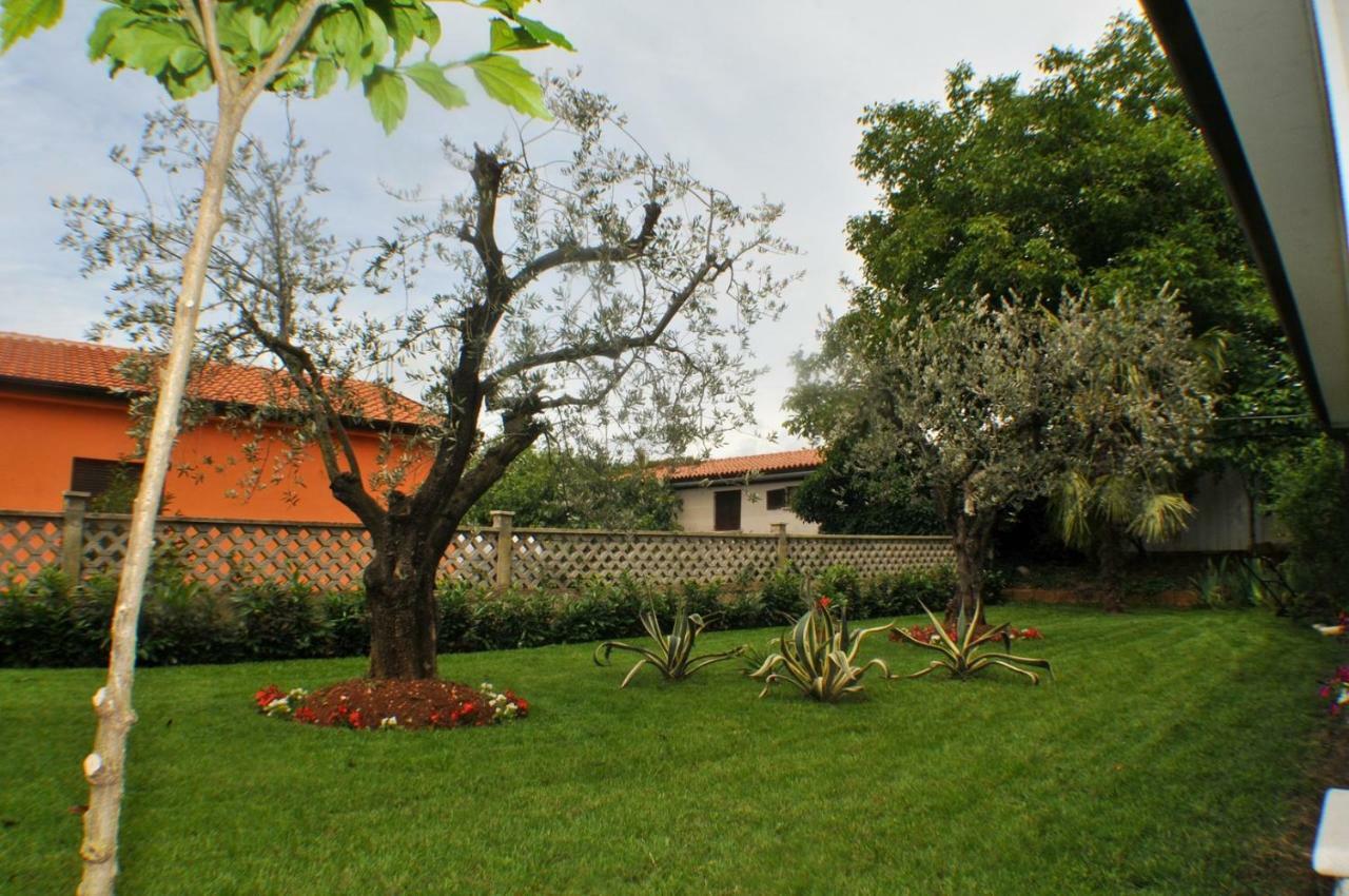 Hotel Haus Liliana Tar-Vabriga Zewnętrze zdjęcie