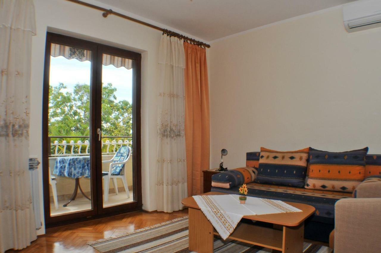 Hotel Haus Liliana Tar-Vabriga Zewnętrze zdjęcie