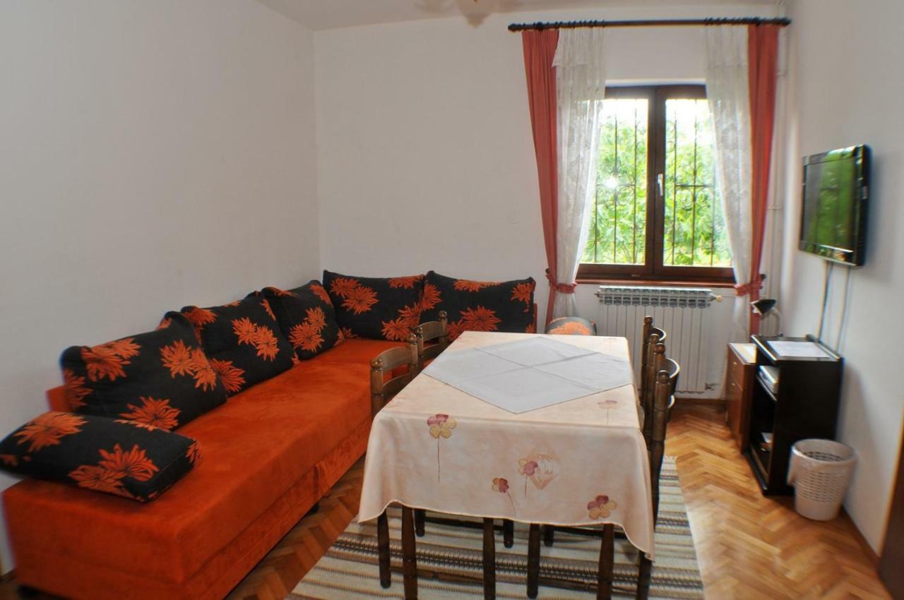 Hotel Haus Liliana Tar-Vabriga Zewnętrze zdjęcie