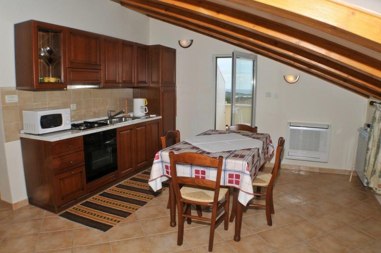 Hotel Haus Liliana Tar-Vabriga Zewnętrze zdjęcie
